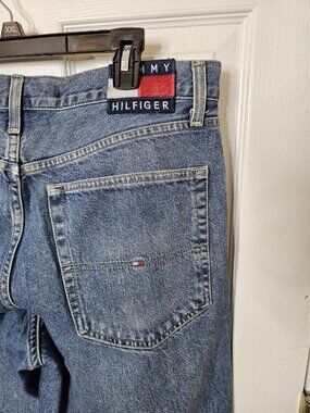 Vintage 90s  Y2K Tommy Hilfiger Blue Jeans men’s 36x34 with logo patch